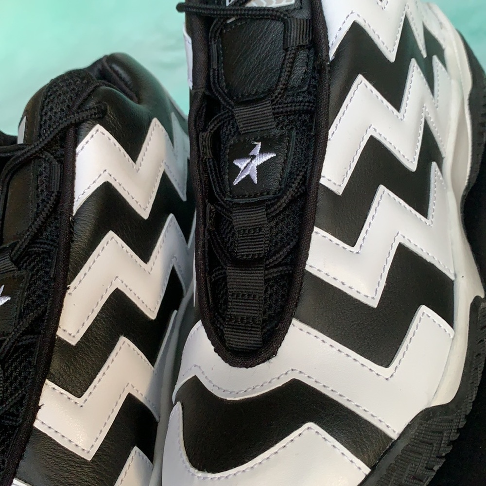 CONVERSE VLTG MID BLACK/WHITE/BLACK WMNS - Picture 11 of 15
